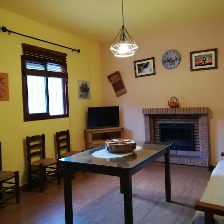 Holiday home Alojamiento Rural Alfaguara Tolox