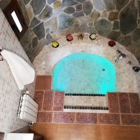 Holiday home Alojamiento Rural Alfaguara Tolox