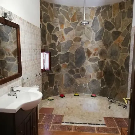 Holiday home Alojamiento Rural Alfaguara *